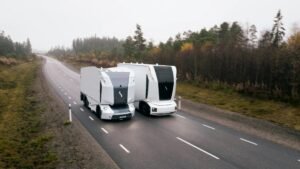 Einride autonomous trucking fleet with electric self-driving trucks after $100M funding round